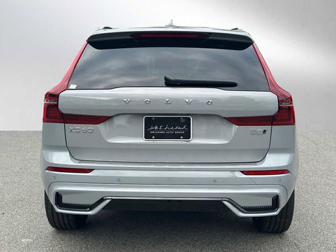 New 2026 Volvo XC60 B5 Plus w/ Protection Package Premier image 4