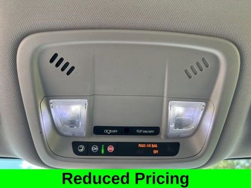 Used 2020 Chevrolet Malibu LS image 32