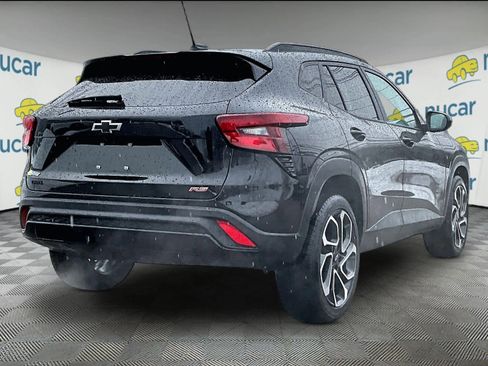 Used 2024 Chevrolet Trax RS w/ Driver Confidence Package image 6