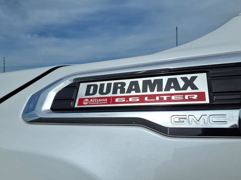 Used 2021 GMC Sierra 3500 Denali w/ Denali Ultimate Package AWD/4WD image 6