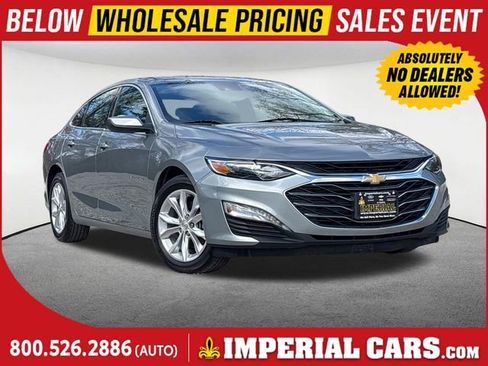 Used 2025 Chevrolet Malibu LT FWD image 1
