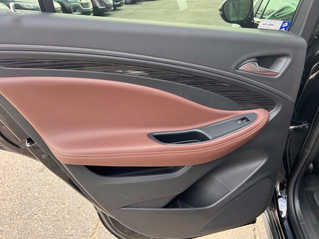 Used 2017 Buick Envision Premium AWD/4WD image 17