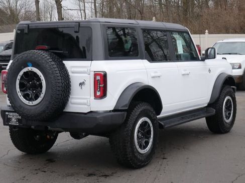 New 2025 Ford Bronco Outer Banks w/ Sasquatch Package image 12