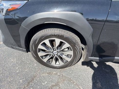 Used 2025 Subaru Outback Limited AWD/4WD image 15