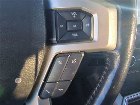 Used 2022 Ford F350 Lariat w/ Tremor Off-Road Package image 12