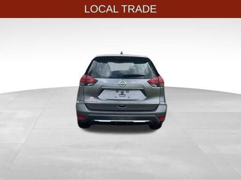 Used 2017 Nissan Rogue S FWD image 6
