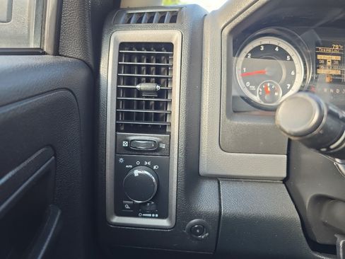 Used 2015 RAM 2500 Tradesman w/ Popular Equipment Group AWD/4WD image 19