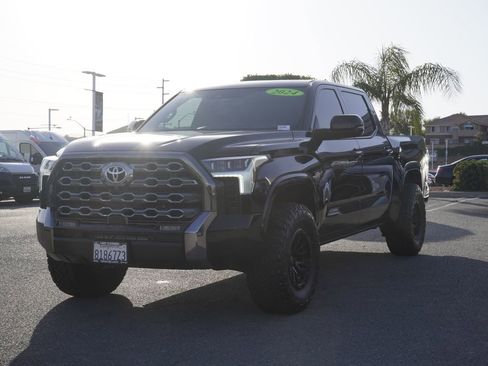 Used 2024 Toyota Tundra Platinum AWD/4WD image 8