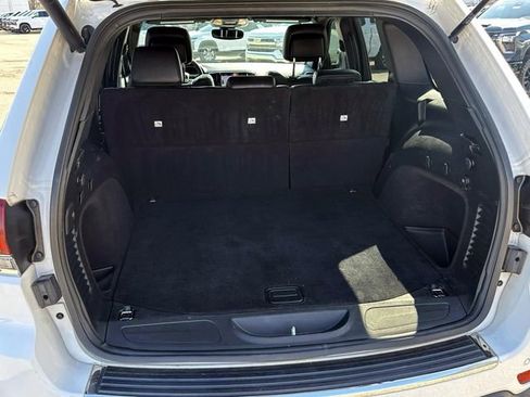 Used 2020 Jeep Grand Cherokee Limited image 12