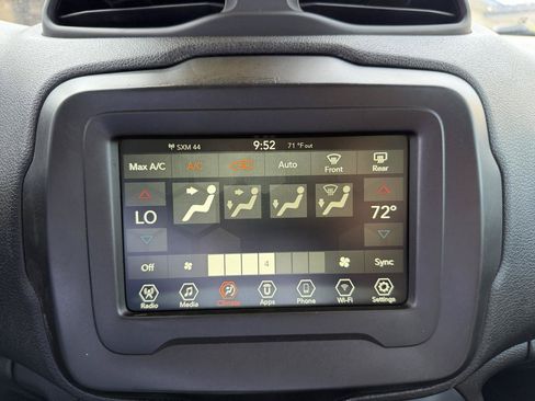 Used 2020 Jeep Renegade Sport w/ Sport Appearance Group AWD/4WD image 36