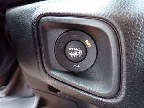Used 2024 Jeep Wrangler Unlimited w/ Technology Group AWD/4WD image 16