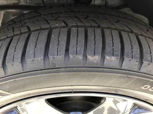 Used 2018 Dodge Journey Crossroad AWD/4WD image 10