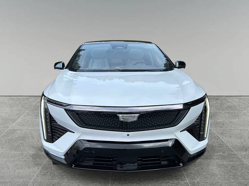 New 2026 Cadillac Optiq Sport 1 w/ LPO, ONYX Package RWD image 8