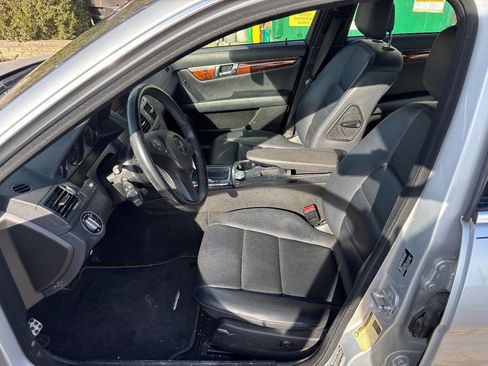 Used 2010 Mercedes-Benz C 300 4MATIC Sedan image 12