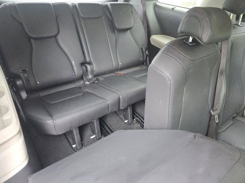 Used 2024 Kia Carnival SX FWD image 18