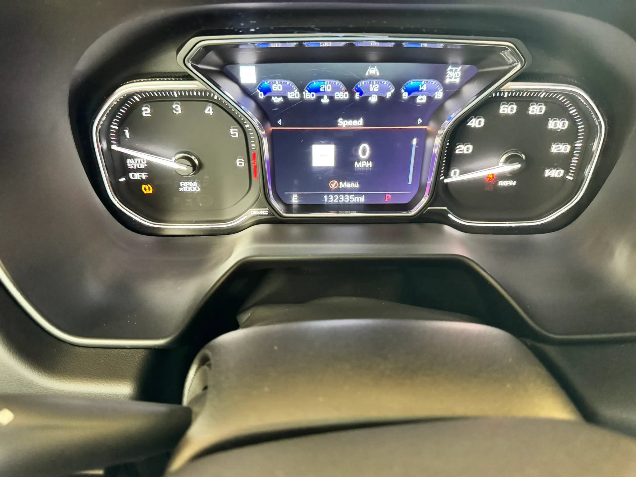 Used 2021 GMC Yukon SLT w/ SLT Luxury Plus Package AWD/4WD image 14