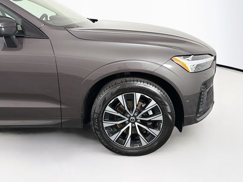 Used 2023 Volvo XC60 B5 Plus AWD/4WD image 52
