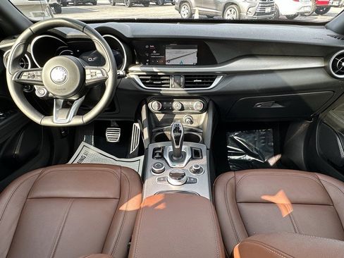 Used 2024 Alfa Romeo Stelvio Ti image 25