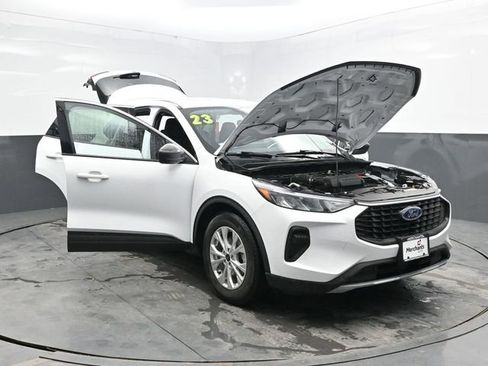 Used 2023 Ford Escape Active w/ Tech Pack #1 FWD image 39