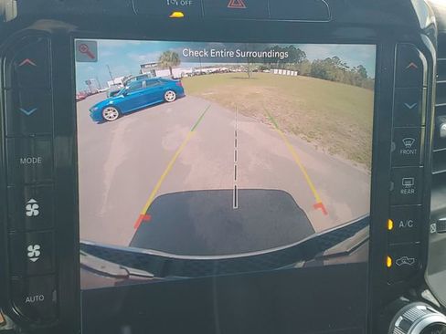 Used 2025 RAM 1500 Laramie w/ Bed Utility Group image 17