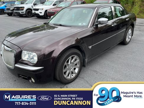 Used 2005 Chrysler 300 C w/ Navigation & Sound Group II RWD image 1
