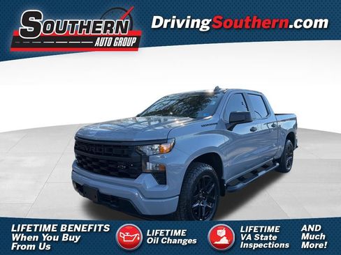 Used 2024 Chevrolet Silverado 1500 Custom w/ Turbomax Blackout Package image 1