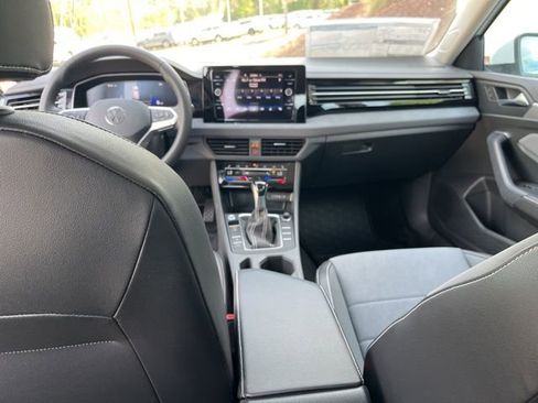 New 2026 Volkswagen Jetta SE image 16