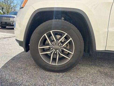 Used 2021 Jeep Grand Cherokee Limited image 10