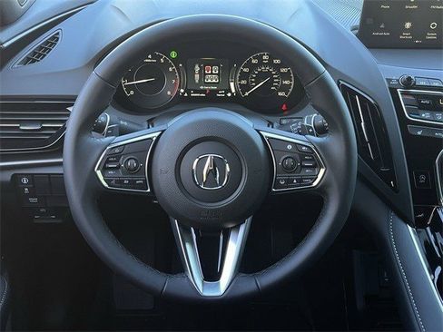 New 2026 Acura RDX SH-AWD image 13