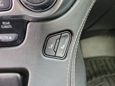 Used 2018 Chevrolet Tahoe LT image 20