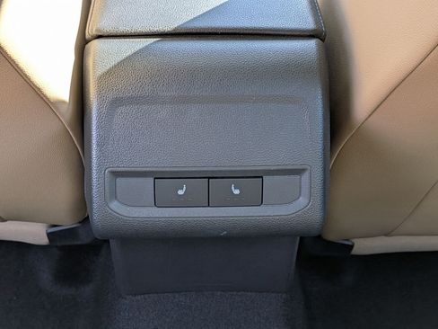 Used 2019 Volkswagen Jetta SE FWD image 31