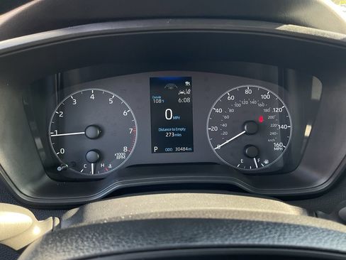 Used 2025 Toyota Corolla LE FWD image 37