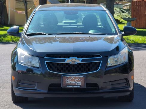 Used 2014 Chevrolet Cruze LT image 10