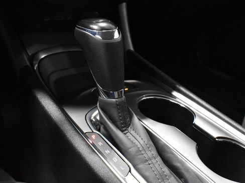 Used 2020 Chevrolet Malibu LT w/ Fleet LT Safety Plus Package image 19