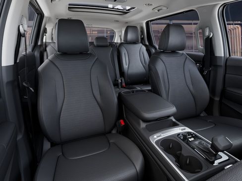New 2026 Kia Carnival SX Prestige FWD image 19