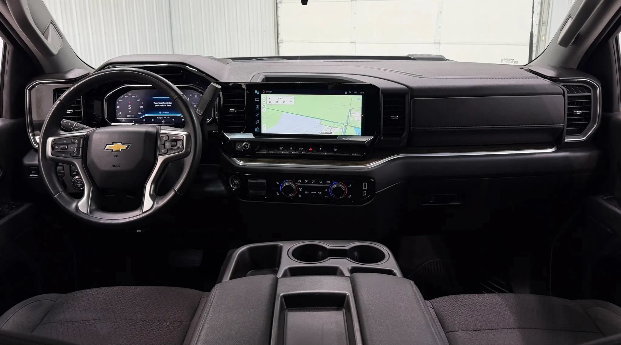 Used 2025 Chevrolet Silverado 2500 LT w/ Convenience Package AWD/4WD image 13