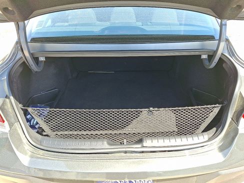 Used 2024 Hyundai Elantra SEL FWD image 28