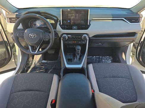 Used 2023 Toyota RAV4 XLE w/ Convenience Package AWD/4WD image 9