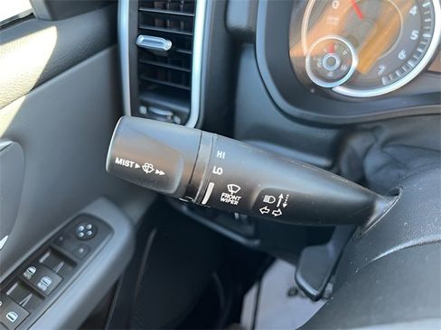 Used 2022 RAM 1500 Big Horn image 15