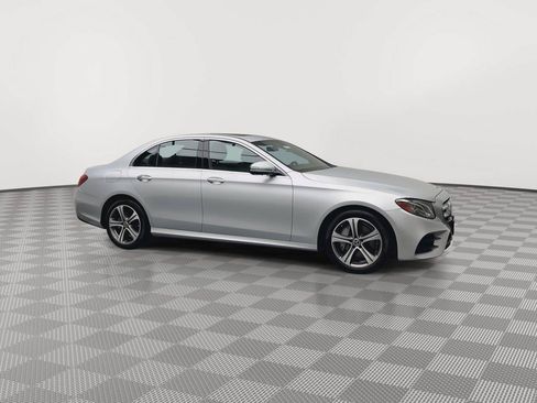 Used 2020 Mercedes-Benz E 350 4MATIC Sedan image 44