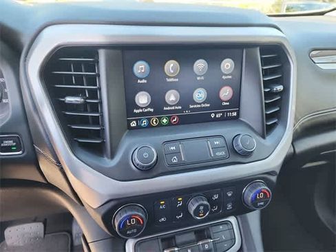 Used 2023 GMC Acadia SLE image 23