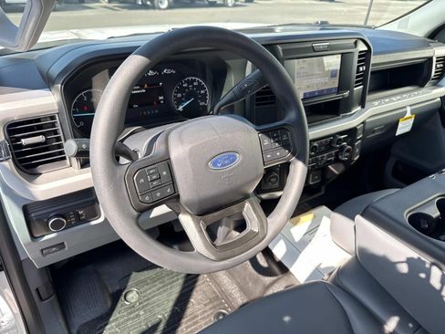 New 2026 Ford F550 4x4 Crew Cab Super Duty image 13