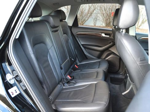 Used 2013 Audi Q5 2.0T Premium Plus w/ Premium Plus Pkg image 12