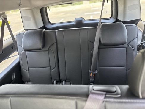Used 2017 GMC Yukon XL SLT AWD/4WD image 22