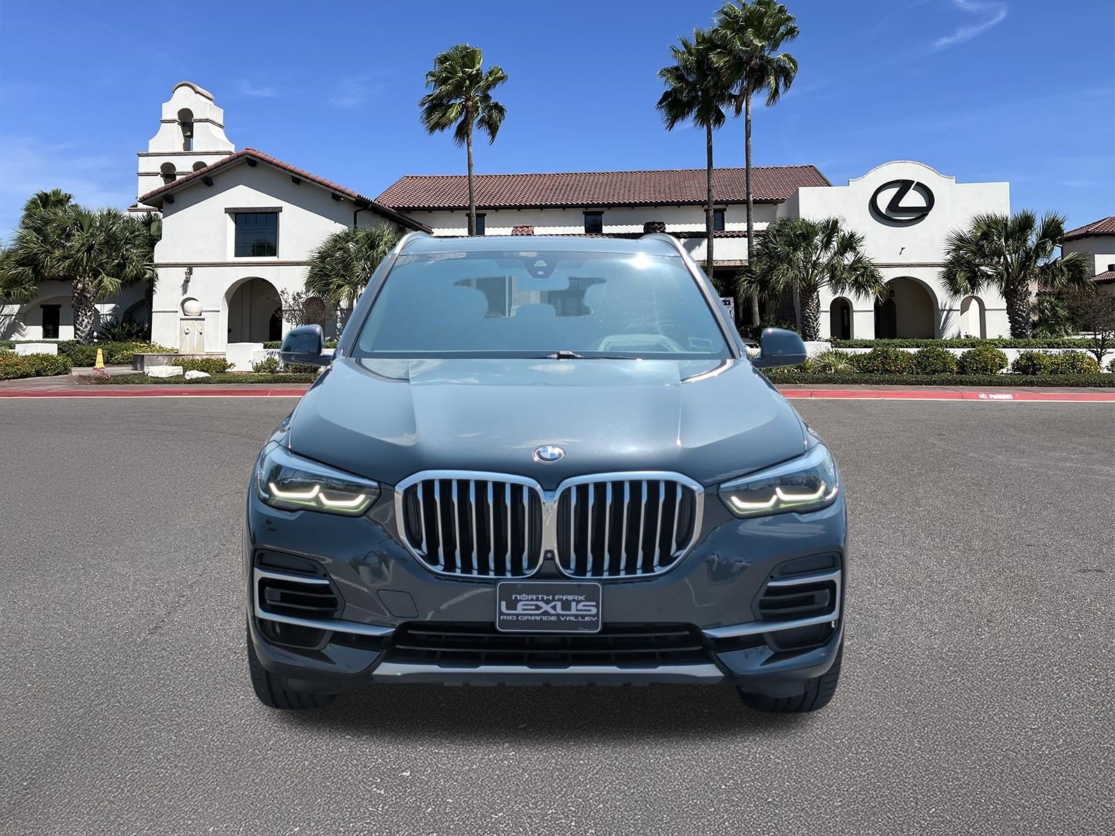Used 2022 BMW X5 sDrive40i w/ Premium Package RWD image 6