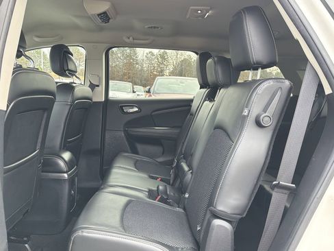 Used 2019 Dodge Journey Crossroad image 14