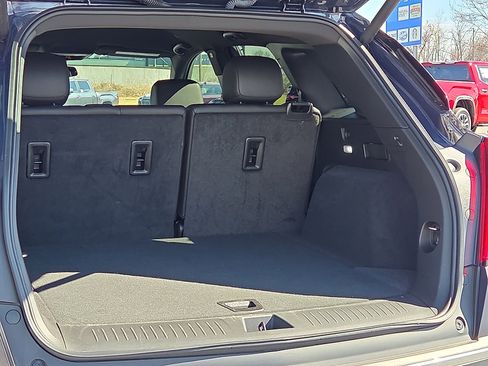 Used 2024 Cadillac XT5 Luxury image 9