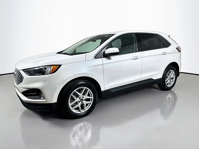 Used 2023 Ford Edge SEL w/ Convenience Package AWD/4WD image 3