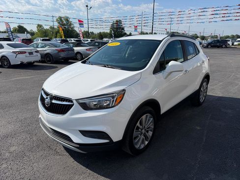 Used 2020 Buick Encore Preferred FWD image 9