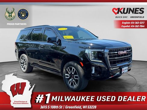 Used 2023 GMC Yukon AT4 w/ Technology Package AWD/4WD image 1